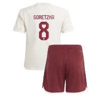 Stroje piłkarskie Bayern Munich Leon Goretzka #8 Koszulka Trzeciej dla dzieci 2023-24 Krótki Rękaw (+ szorty)